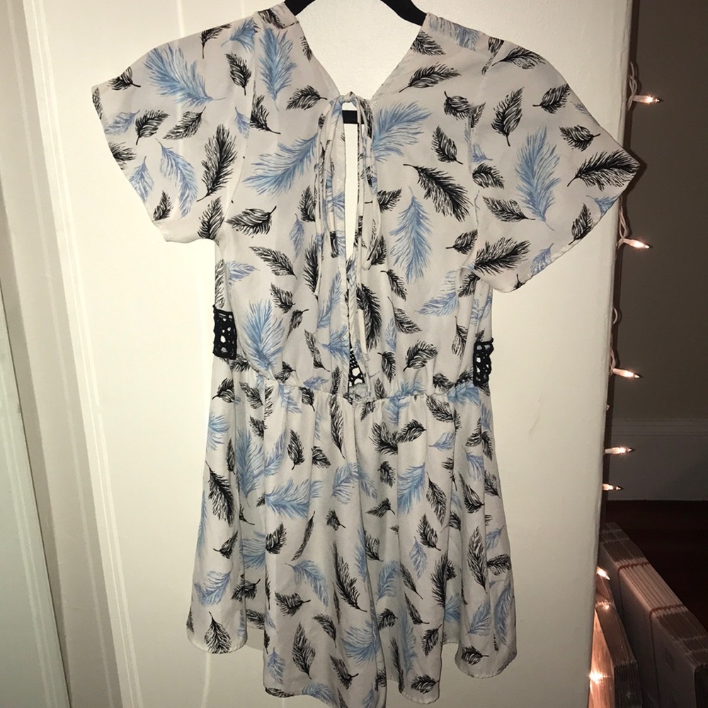 Beautiful Romper - Picture 2 of 5
